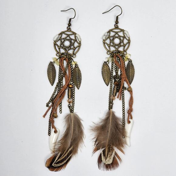 Everlasting Boho Feather Claw Earrings - Picture 1 of 11